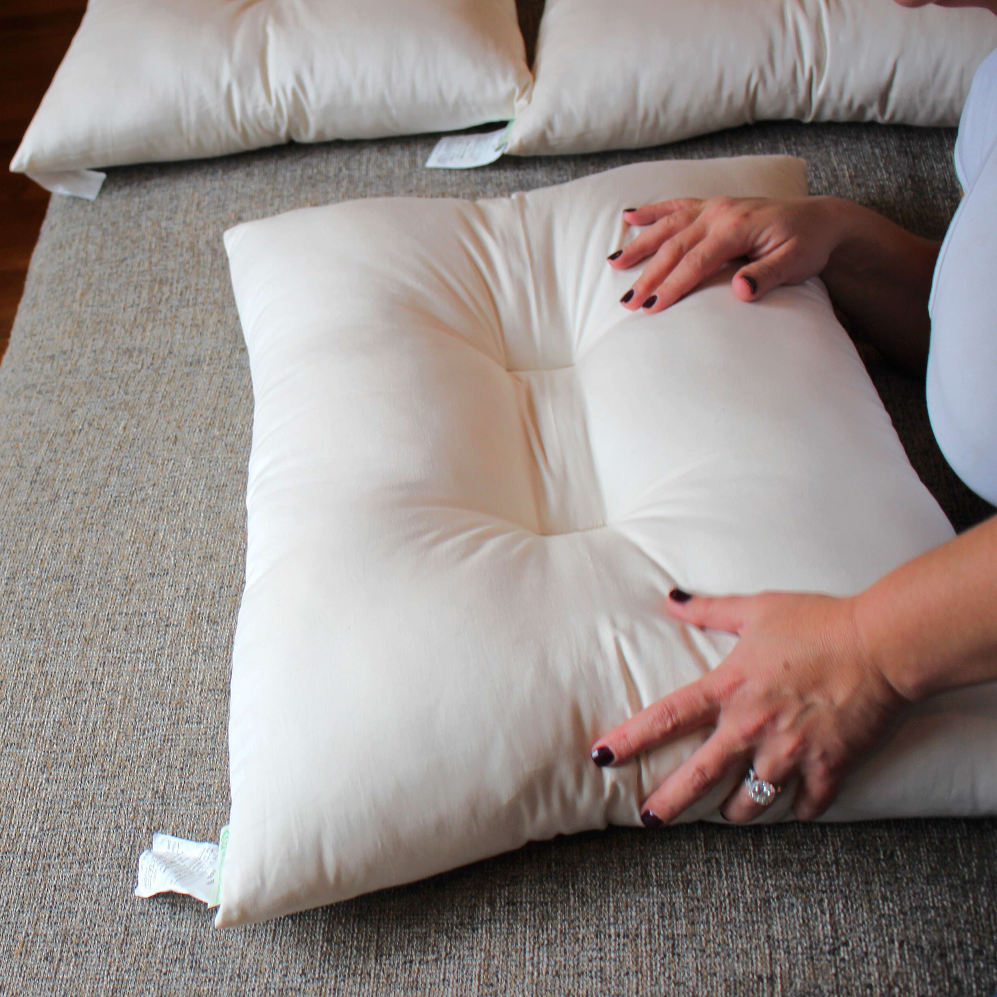 GOTS Organic Cotton Contour Pillows